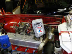 2009_0329EngineInstallation0021.JPG (124780 bytes)